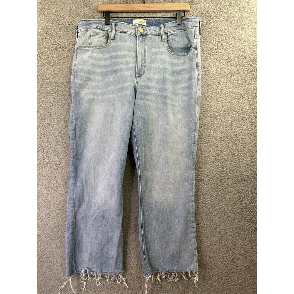 UNIVERSAL THREAD Jeans Womens 17 R Ankle Bootcut Light Wash Grunge Boho Frayed - Picture 1 of 12